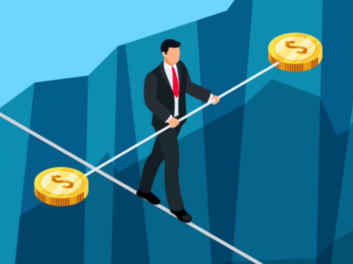 Mỗi kênh đầu tư đều có mức độ rủi ro nhất định, nên xem sét kỹ lưỡng mức độ chấp nhận rủi ro của bản thân để đưa ra quyết định đúng nhất