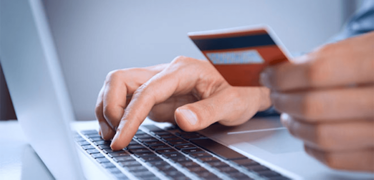 Lộ thông tin qua giao dịch trực tuyến có thể xảy ra khi trang web thiếu bảo mật