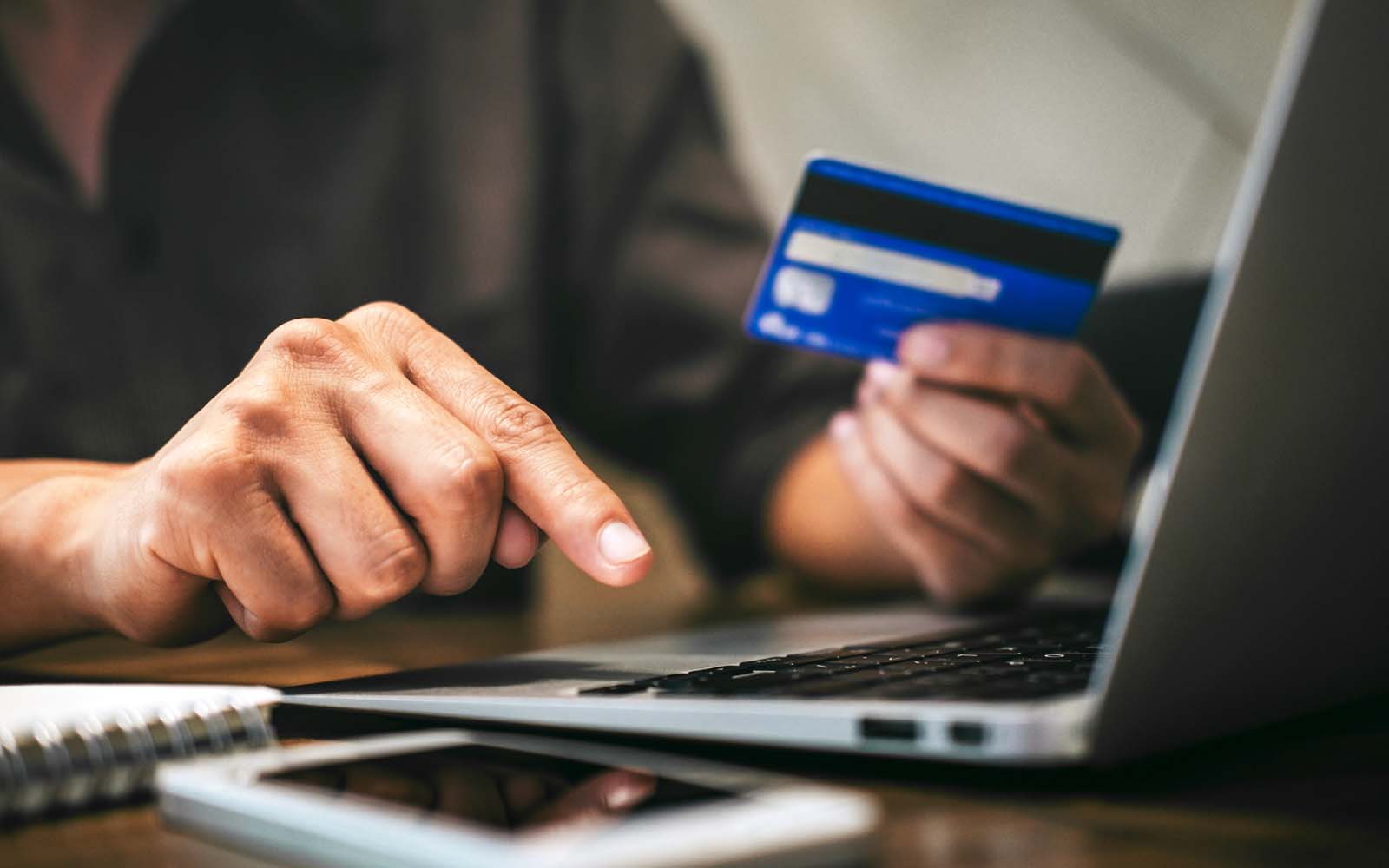 Điều kiện làm các loại thẻ ATM như thẻ credit, thẻ debit sẽ có sự khác biệt