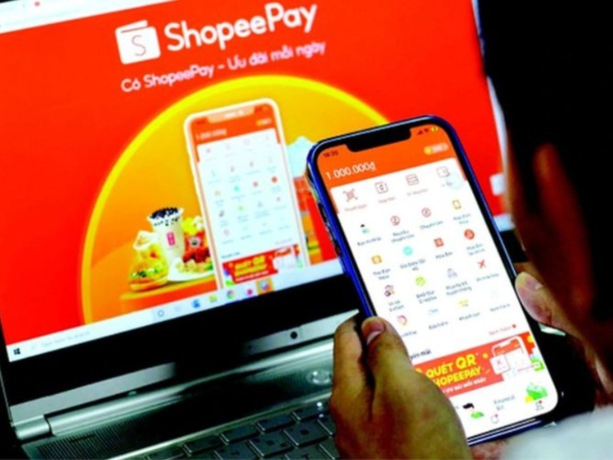 ShopeePay mang lại lợi thế tiện lợi khi mua sắm và khả năng giảm giá thêm khi nạp tiền điện thoại thông qua voucher và Shopee Xu 